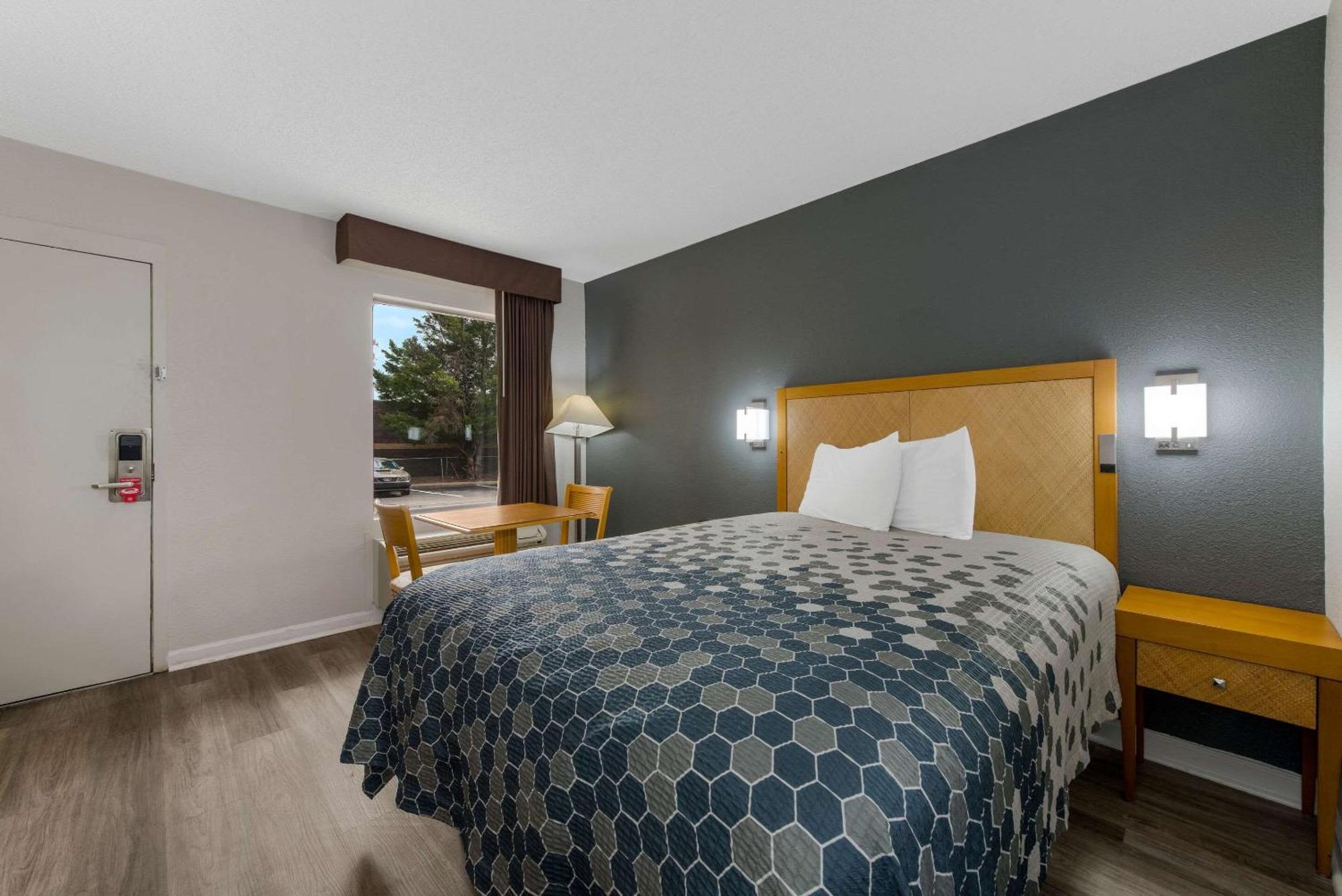 Econo Lodge Cheraw Market Street المظهر الخارجي الصورة