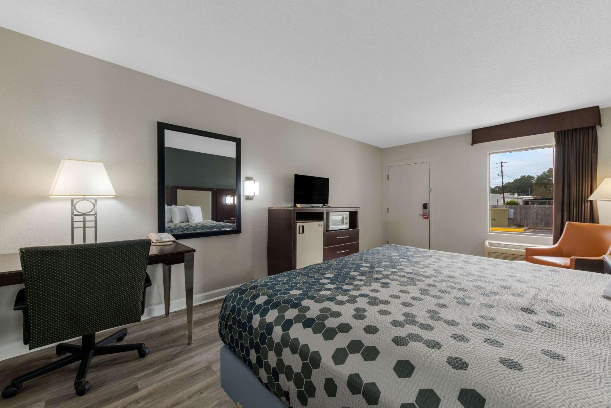 Econo Lodge Cheraw Market Street المظهر الخارجي الصورة